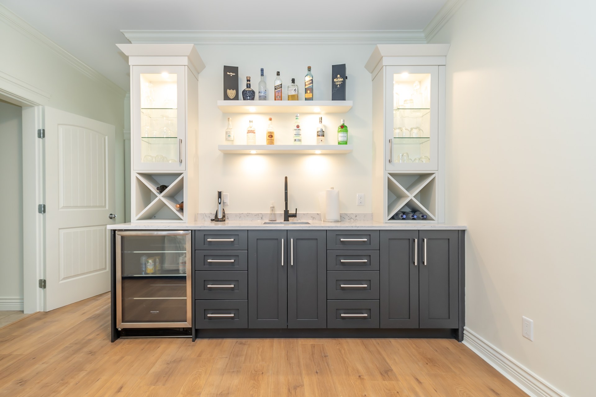 Glenn Kitchen — photo 2 of 16